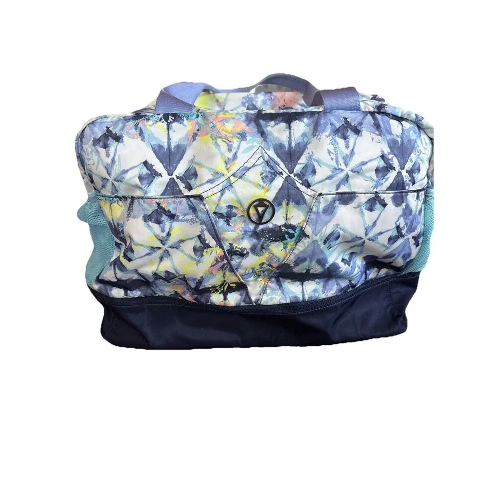Ivivva Lululemon Athletic Gym Sport Tote Travel With‎ Overnight Weekender Bag